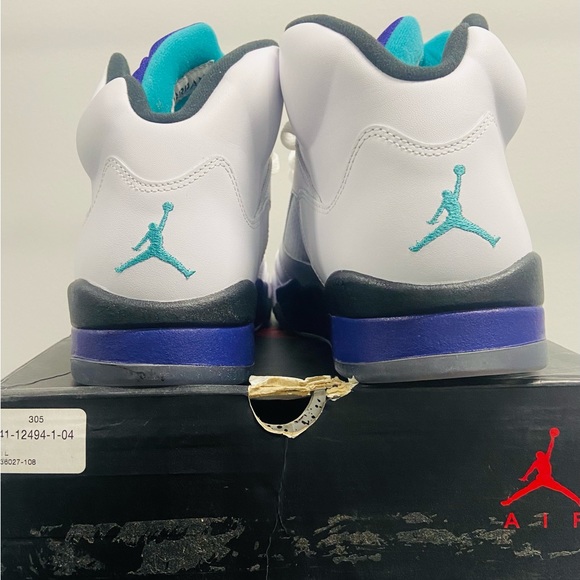 Grape 5s - Picture 2 of 3